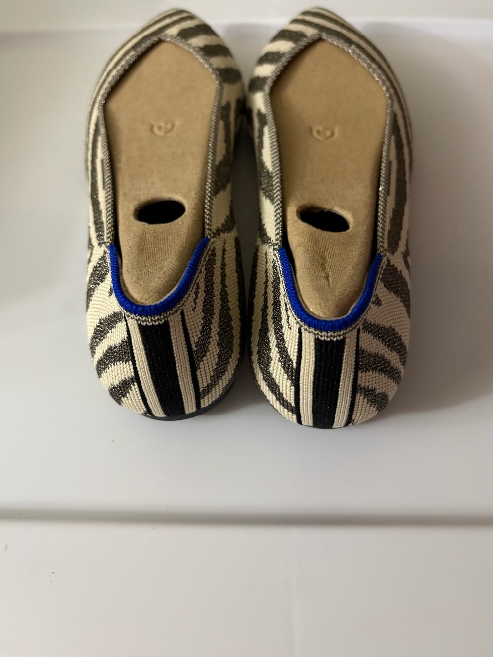 BRAND NEW! Rothy's Pointed Zebra-Print Flats in Cream and Brown with Blue Trim - Picture 3 of 3